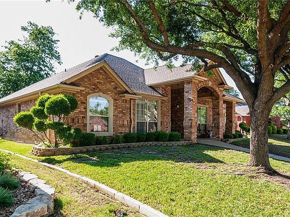 2nd image of 5593 Greenview Ct