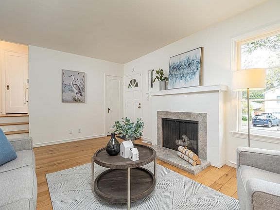 5th image of 54 Mountain View Avenue