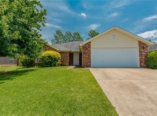 1909 SW Columbus Rd, Bentonville, AR 72713