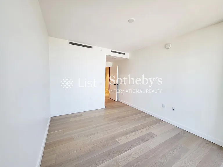 1100 Ala Moana Blvd #2607 — Photo 6