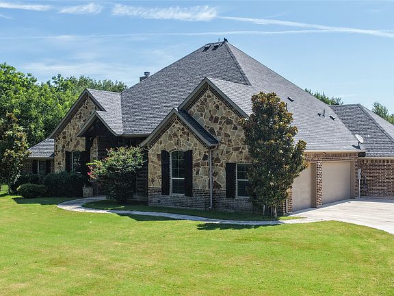 2nd image of 181 Fairview Ct
