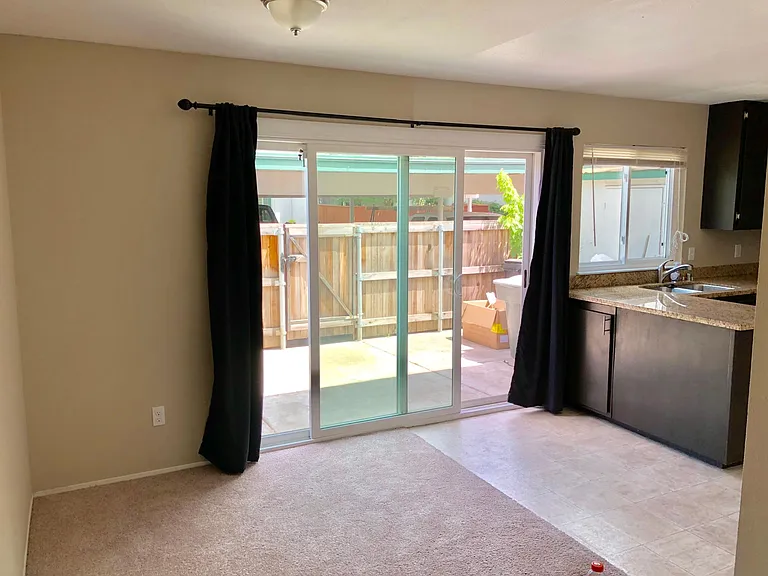 8899 Salmon Falls Dr #B — Photo 3