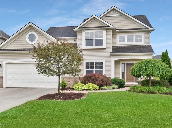 126 Turnberry Xing, Broadview Heights, OH 44147