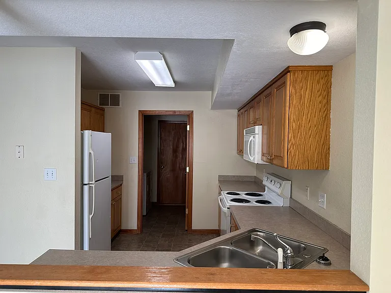 925 N Field Stone Dr — Photo 14