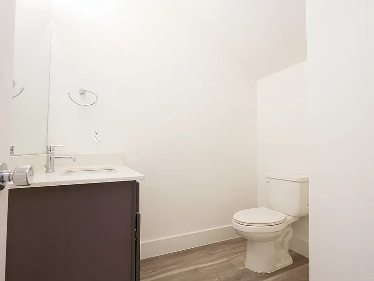 808 Eaglescliffe Lndg — Photo 11