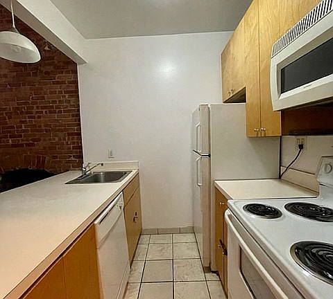 5th image of 2034 5th Ave #Ba
