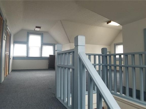 4th image of 2051 Lorena Ave