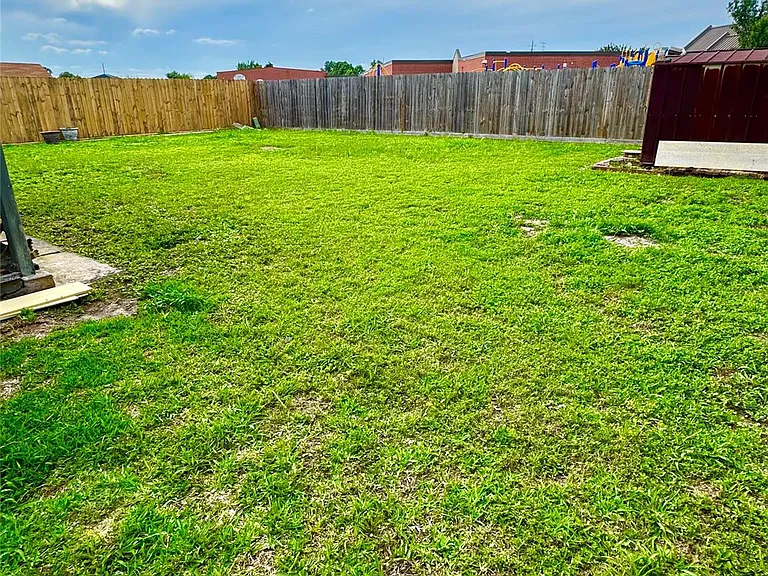 3418 Abinger Ln — Photo 14