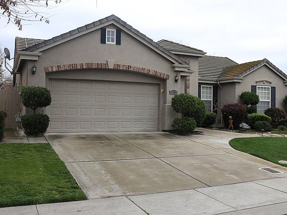 2nd image of 3461 Heatherbrook Dr