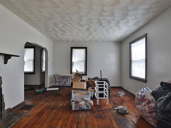4th image of 1342 E 19th Ave