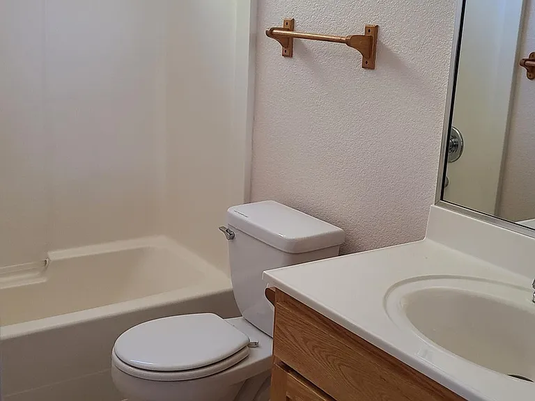 508 Starflower Ln — Photo 7