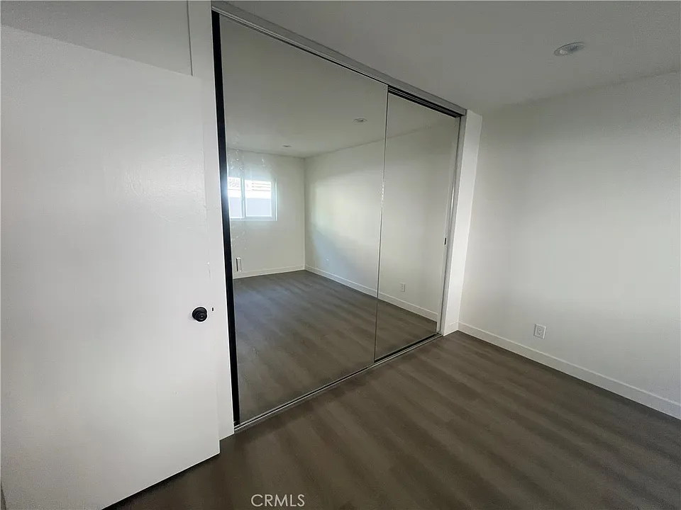 1329 Barry Ave #3