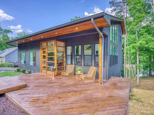 395 Yellow Creek Ln, Counce, TN 38326