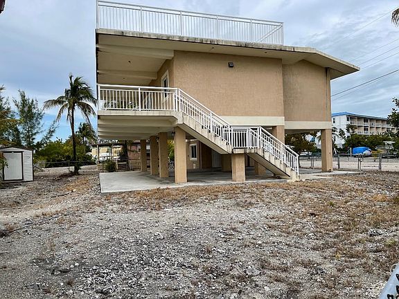 3rd image of 119 Blue Harbor Dr
