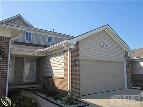 21733 Lincoln Dr. Unit 70