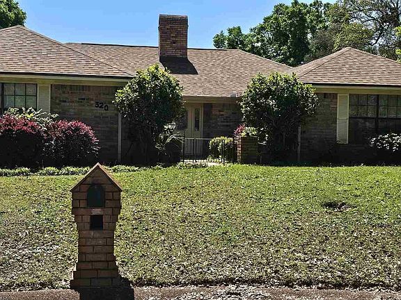 2nd image of 320 Shetland Ct