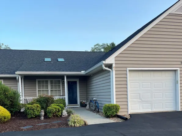 1165 Jefferson Oaks Ct Unit 47, Forest, VA 24551