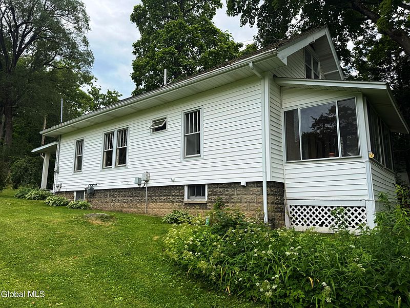 3rd image of 23 Hill Street