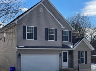 14 Barberry Ct, Manchester, PA 17345