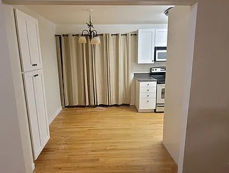 3rd image of 13124 Lowell Ave