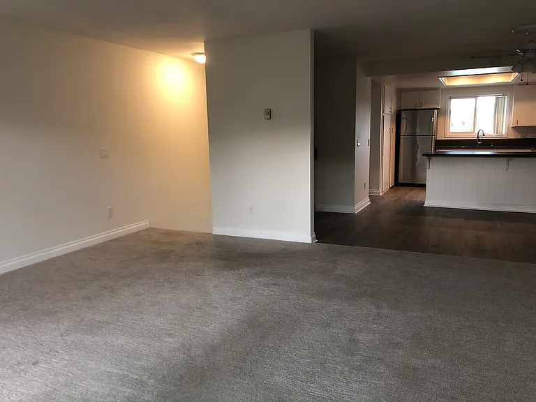 156 Grandview St #4 — Photo 7