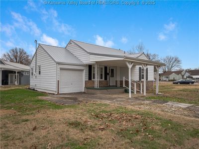 2039 Benedict Cir, Saint Albans, WV, 25177