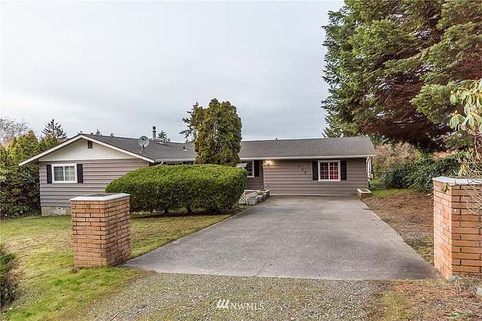 1st image of 668 Cranberry Dr