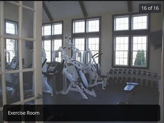 3rd image of 5937 Canyon Creek Dr