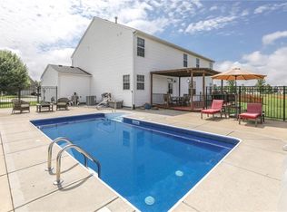 2228 Leeward Ct, Greenwood, IN 46143