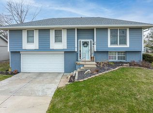 44 Clive Dr NW, Cedar Rapids, IA 52405