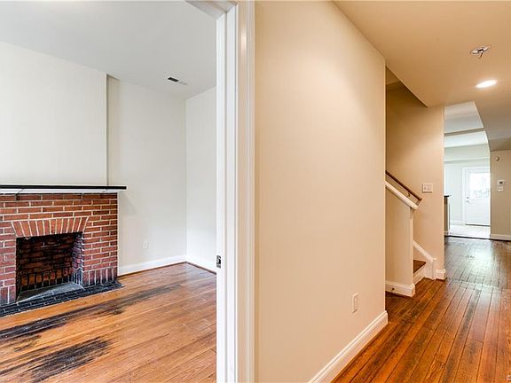 3rd image of 515 S Laurel St