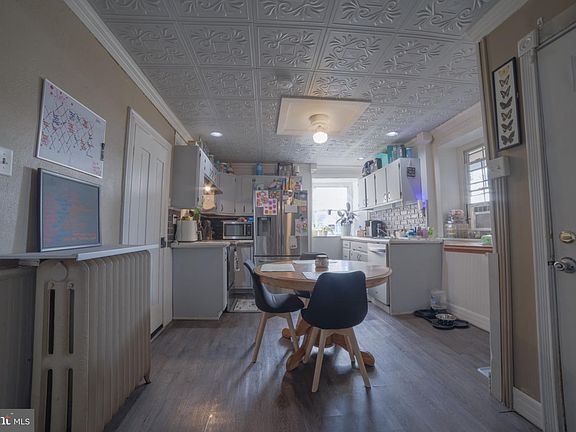 5th image of 55 Mill St