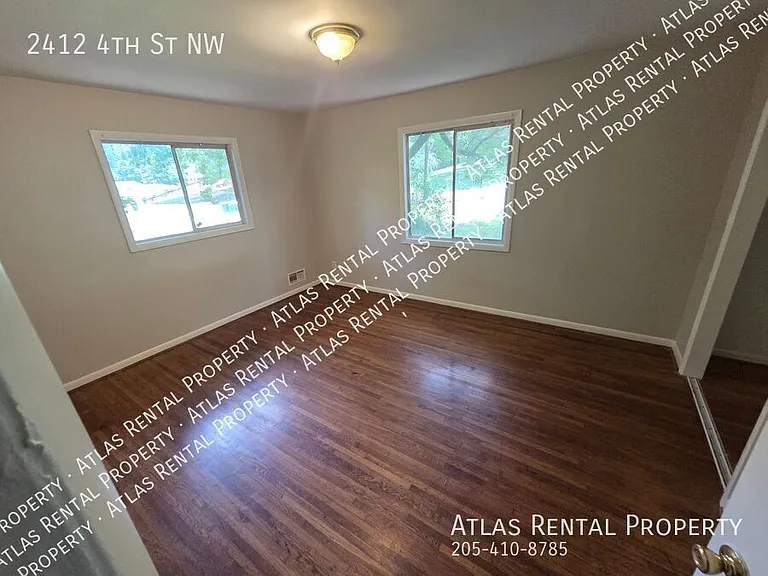 2412 4th St NW — Photo 5