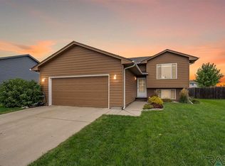 7800 W 44th St, Sioux Falls, SD 57106