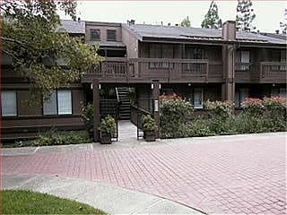 2nd image of 3358 La Mesa Dr APT 3