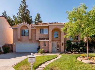 425 E Braddock Dr, Fresno, CA