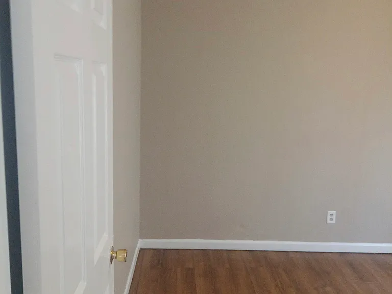 644 Dayton Ave — Photo 6