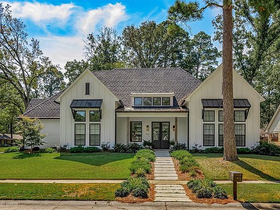 3rd image of 522 N Marlborough Cir