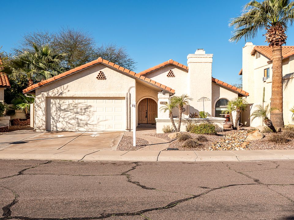 1st image of 1424 N El Camino Dr