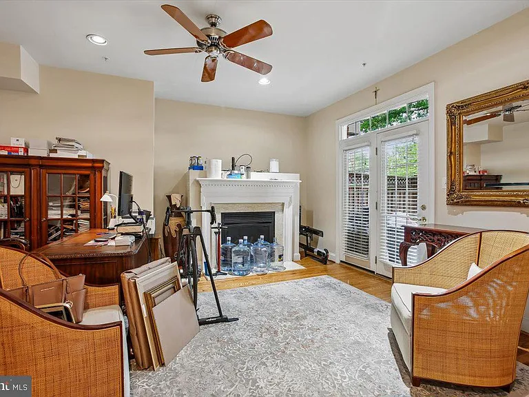 1309 McLean Crest Ct — Photo 44