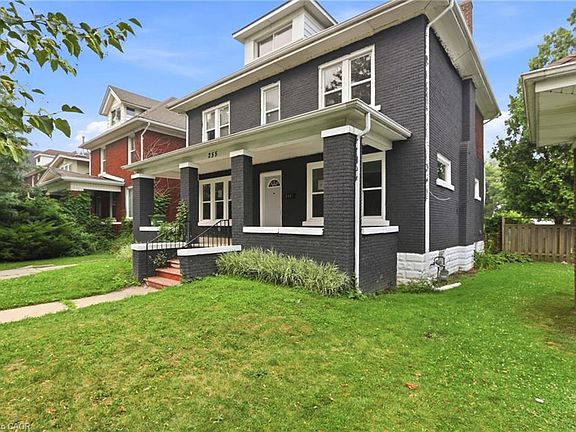 4th image of 255 Hall Ave
