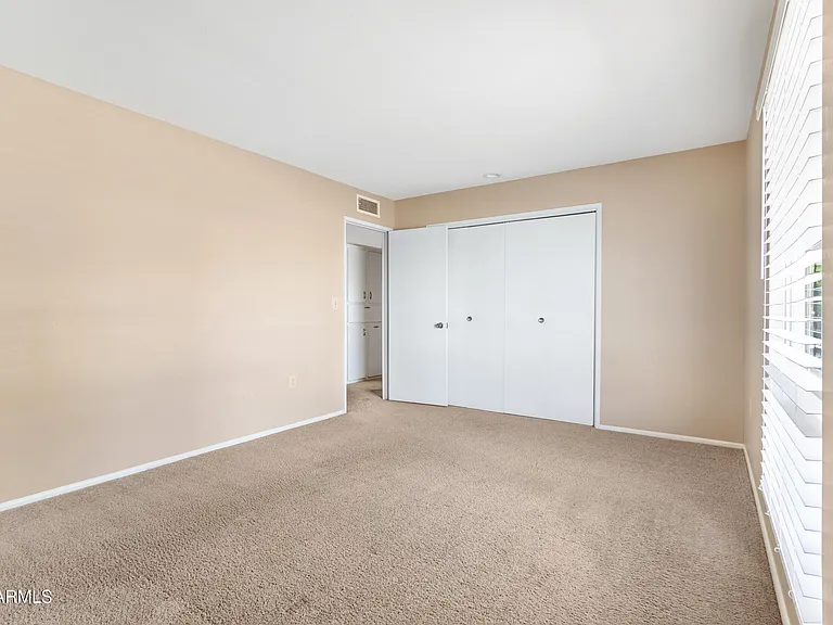 10301 W Charter Oak Dr — Photo 26
