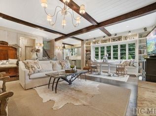51 Crescent Ct, Cashiers, NC 28717