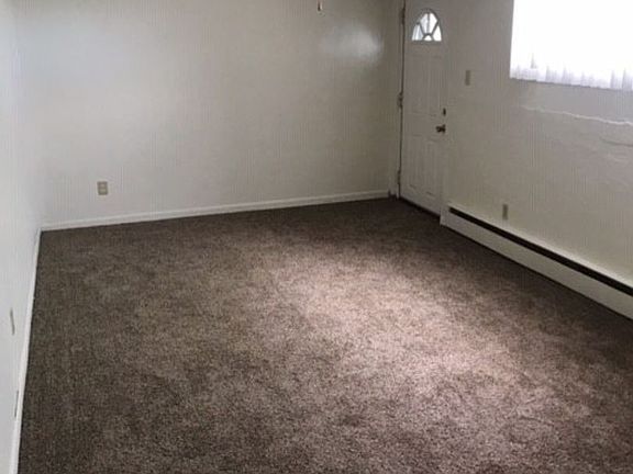 4th image of 609 W 14th St APT 2
