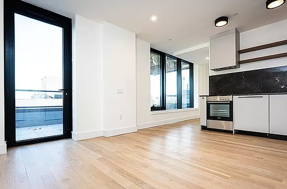 1st image of 260 Gold St APT 1205