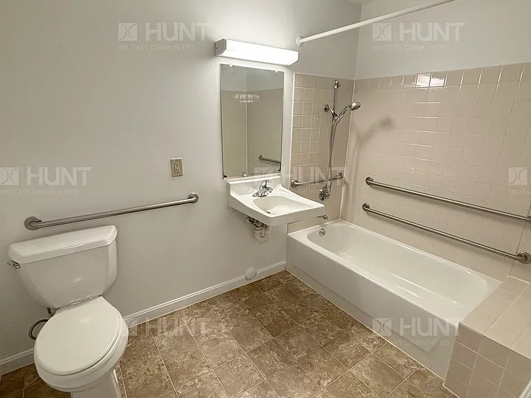 20B Scott Cir — Photo 14