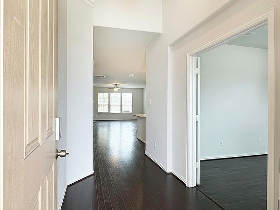 3rd image of 23610 Carducci Dr