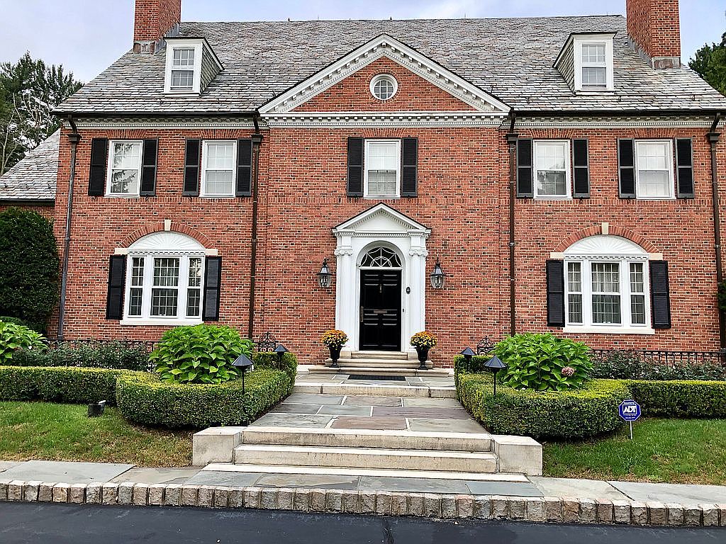 137 Scarborough St, Hartford, CT 06105 Zillow