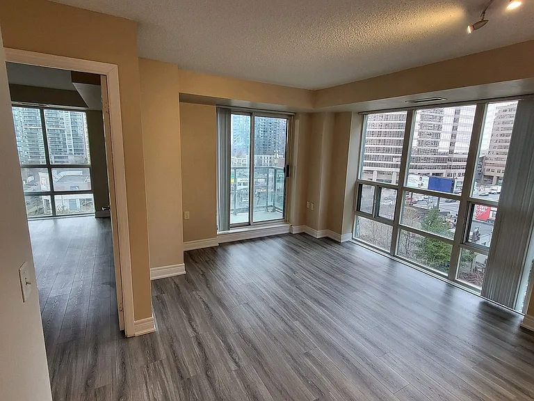 20 Olive Ave #802 — Photo 6