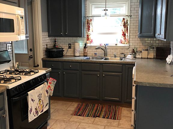 2nd image of 3128 Grandview Blvd
